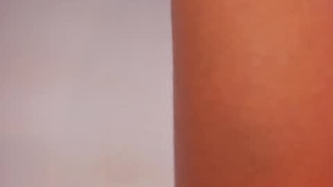 T I N A online show from February 2025 08:33:02 PM