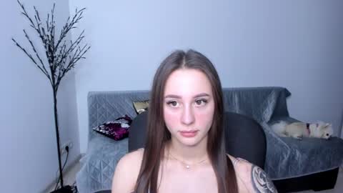 Snapshot of tina_tin85 chatting on June 2026 10:01:02 PM tina online show from June 2026 10:01:02 PM