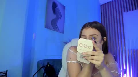 Tina  online show from November 2025 04:35:01 AM