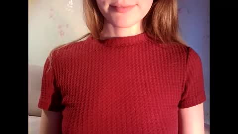 Snapshot of tinalamoon chatting on December 2024 05:15:02 AM Lisa online show from December 2024 05:15:02 AM