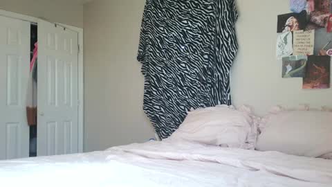 tinatinatina1738 online show from March 2025 03:30:02 PM