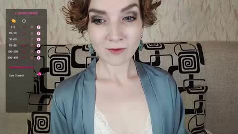 Tina online show from October 2025 04:57:02 AM