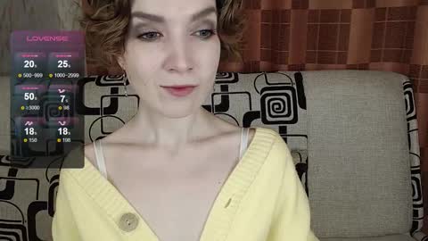 Snapshot of tinawincee chatting on February 2026 05:01:02 AM Tina online show from February 2026 05:01:02 AM