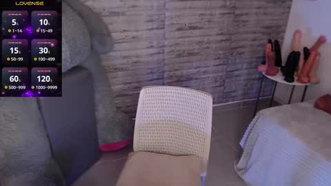 Tinna Goddess online show from October 2025 12:50:01 PM