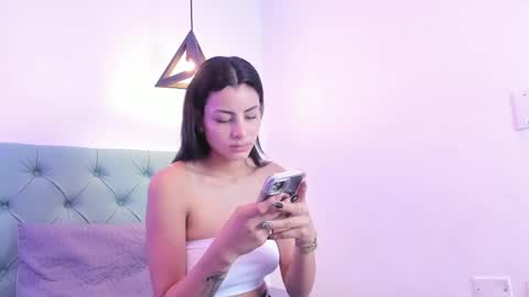 Snapshot of tinny_and_candy chatting on December 2024 04:47:02 PM TINNY AND CANDY online show from December 2024 04:47:02 PM