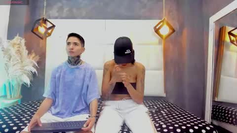 Snapshot of tinny_and_candy chatting on October 2025 12:27:02 PM TINNY AND CANDY online show from October 2025 12:27:02 PM