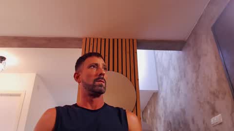 Snapshot of tinoclandestino chatting on January 2025 04:03:01 PM tinoclandestino online show from January 2025 04:03:01 PM