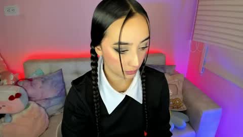 Snapshot of tiny_cora chatting on April 2026 04:15:01 PM tiny_cora online show from April 2026 04:15:01 PM