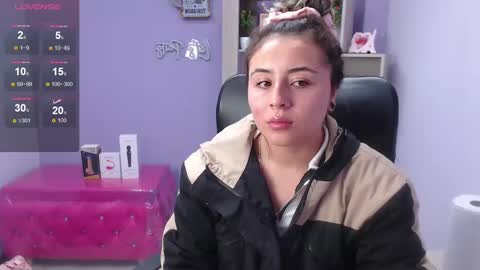 tiny online show from January 2025 09:24:02 AM