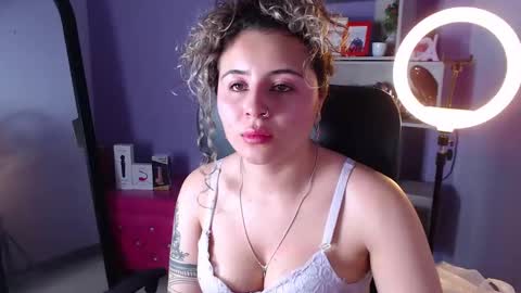 tiny online show from February 2025 05:42:02 AM