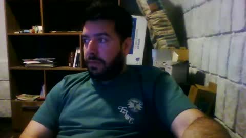 Snapshot of tinyben19931 chatting on November 2025 11:31:01 PM Benja online show from November 2025 11:31:01 PM