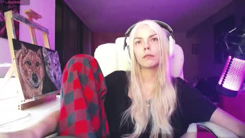 stage Kylie Sinner  brand CLITBAIT online show from September 2025 04:58:01 AM