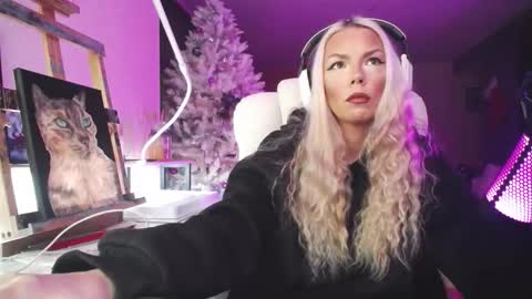 stage Kylie Sinner  brand CLITBAIT online show from January 2026 01:30:01 AM