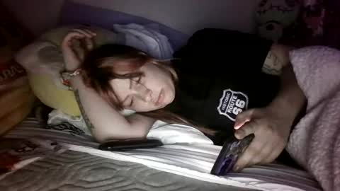 Snapshot of tinytittiexx chatting on June 2026 02:24:02 AM tinytittiexx online show from June 2026 02:24:02 AM