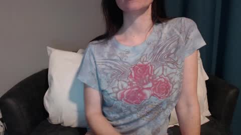 TinyyTina online show from December 2024 12:27:02 PM