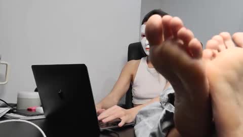 Tinks online show from March 2026 08:23:02 PM