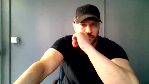 Snapshot of titan_heart chatting on June 2026 05:02:02 AM titan_heart online show from June 2026 05:02:02 AM