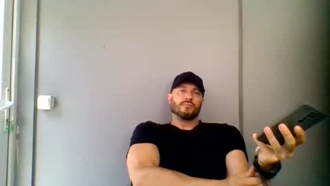 Snapshot of titan_heart chatting on August 2026 10:18:01 AM titan_heart online show from August 2026 10:18:01 AM