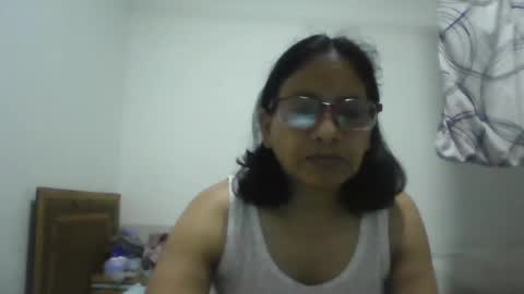 Snapshot of titssmall123 chatting on November 2025 02:28:02 AM Ester online show from November 2025 02:28:02 AM
