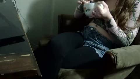 Tittygirl8 online show from March 2025 04:03:02 PM