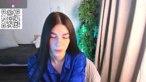 2 GMT Mo Tu We Th Fr 10am-4am online show from September 2025 11:27:02 PM