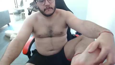 Snapshot of tobias_dimarte chatting on October 2025 07:33:02 PM tobias_dimarte online show from October 2025 07:33:02 PM