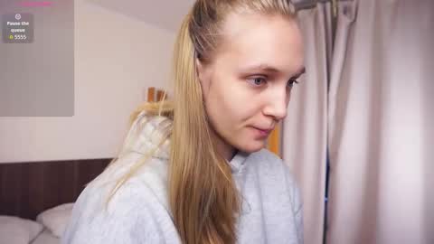 Mary online show from December 2025 06:39:02 AM