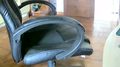 Tobiko online show from February 2025 12:39:01 PM