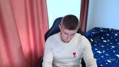 todhorny987 online show from February 2026 09:40:01 AM