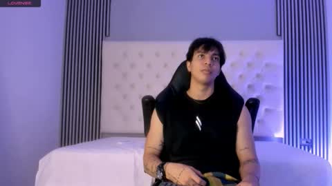 toji lee online show from December 2025 04:09:01 AM