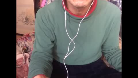 small man online show from February 2025 04:42:02 AM