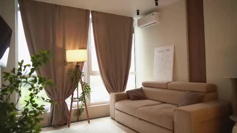 Snapshot of tokyo_n chatting on April 2026 09:52:01 AM tokyo_n online show from April 2026 09:52:01 AM