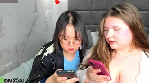 Snapshot of tokyodreamss chatting on April 2026 09:18:01 AM tokyodreamss online show from April 2026 09:18:01 AM