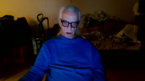 tom112292014 online show from November 2025 03:01:02 PM