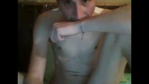 Snapshot of tom13474745 chatting on April 2026 10:45:02 PM Tom online show from April 2026 10:45:02 PM