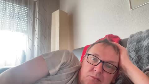 Tom online show from March 2025 02:34:02 PM