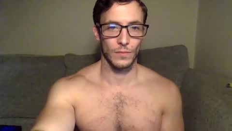 tom90ukx online show from December 2024 05:48:01 PM