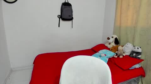 Tom Blue online show from October 2025 01:07:01 PM