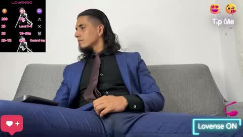 TOM online show from October 2025 06:41:02 PM