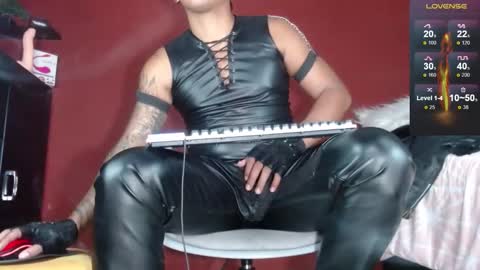 Tom online show from February 2025 10:44:02 AM