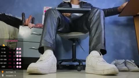 Tom online show from February 2026 02:26:02 PM