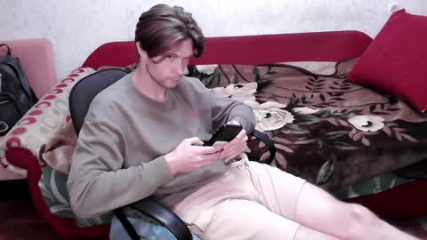 Snapshot of tom_elmo chatting on October 2025 11:22:02 PM Tom Elmo online show from October 2025 11:22:02 PM