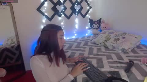 Tom natasha online show from January 2025 07:39:01 PM