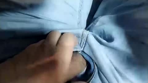 Tomas online show from March 2025 10:45:02 PM