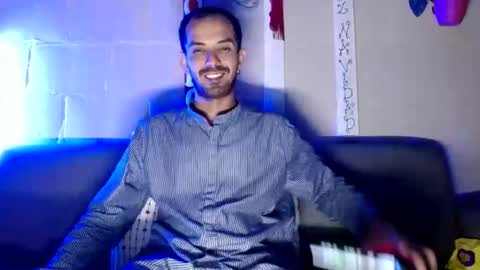 tomas gerauld. make me happy with 10000 tokens online show from January 2025 03:00:02 AM