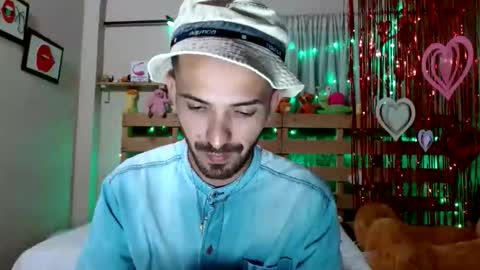 tomas gerauld. make me happy with 10000 tokens online show from February 2026 02:52:02 AM