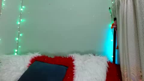 Snapshot of tomas_gerauld chatting on May 2026 02:20:02 AM tomas gerauld. make me happy with 10000 tokens online show from May 2026 02:20:02 AM