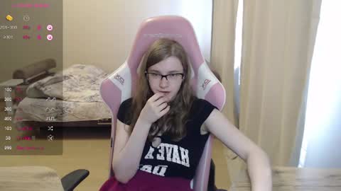 Snapshot of tomato_tease chatting on June 2026 12:37:01 PM tomato_tease online show from June 2026 12:37:01 PM