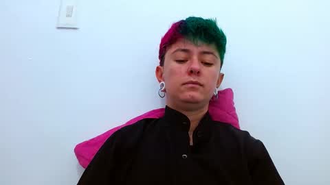 Blue online show from November 2025 02:32:02 PM