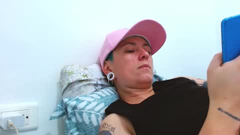 Snapshot of tomboyblue chatting on February 2026 06:11:02 PM Blue online show from February 2026 06:11:02 PM